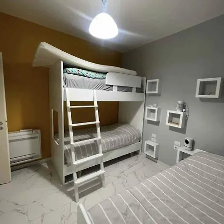 Cheerful 3 Bedroom With Free Parking Seeview Villa