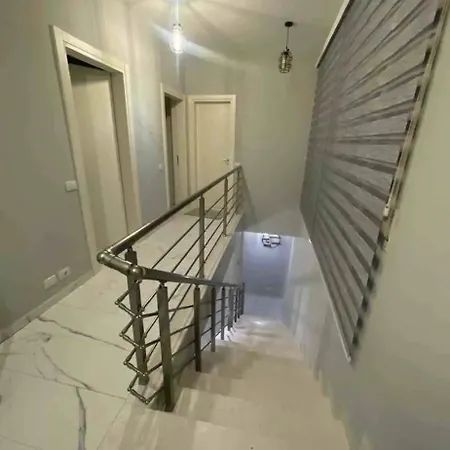 Cheerful 3 Bedroom With Free Parking Seeview Hamallaj