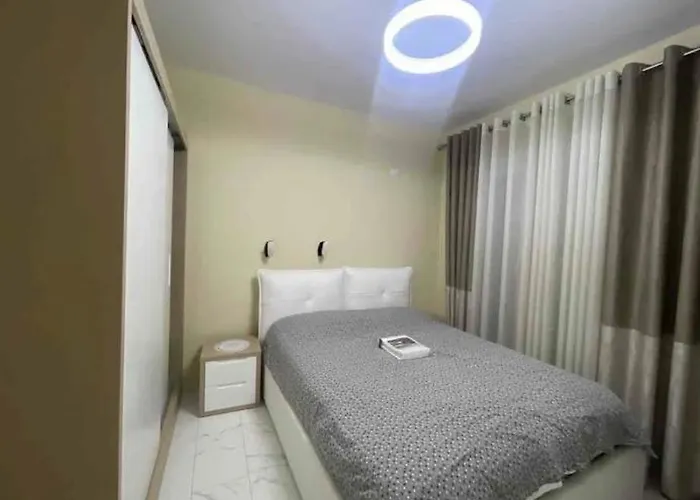 Villa Cheerful 3 Bedroom With Free Parking Seeview Hamallaj