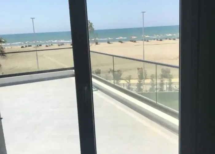 Cheerful 3 Bedroom With Free Parking Seeview Hamallaj