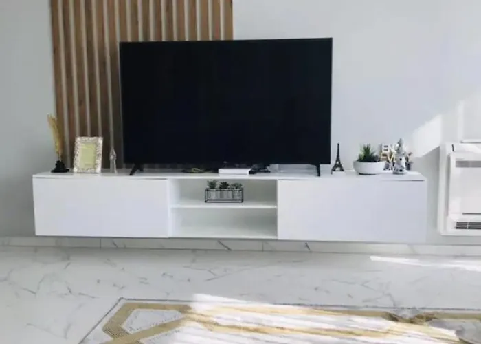 Cheerful 3 Bedroom With Free Parking Seeview Villa